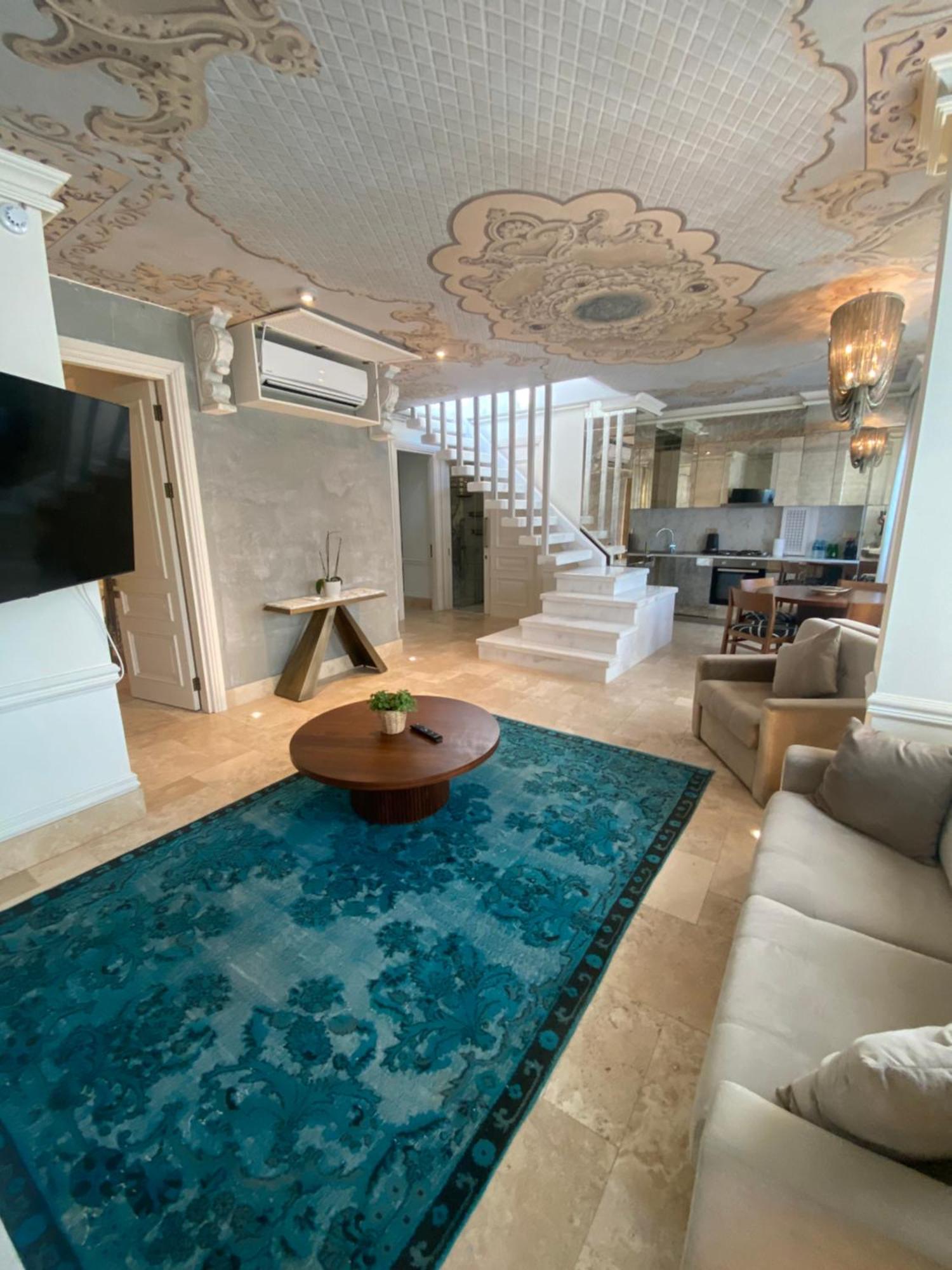 AB Residences-Cihangir Luxury Diamond Apartment Istanbul Bagian luar foto